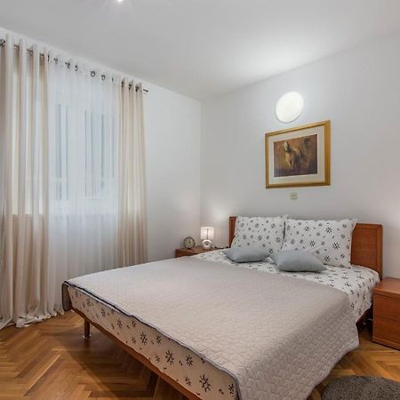 Apartment Amela Porec Esterno foto