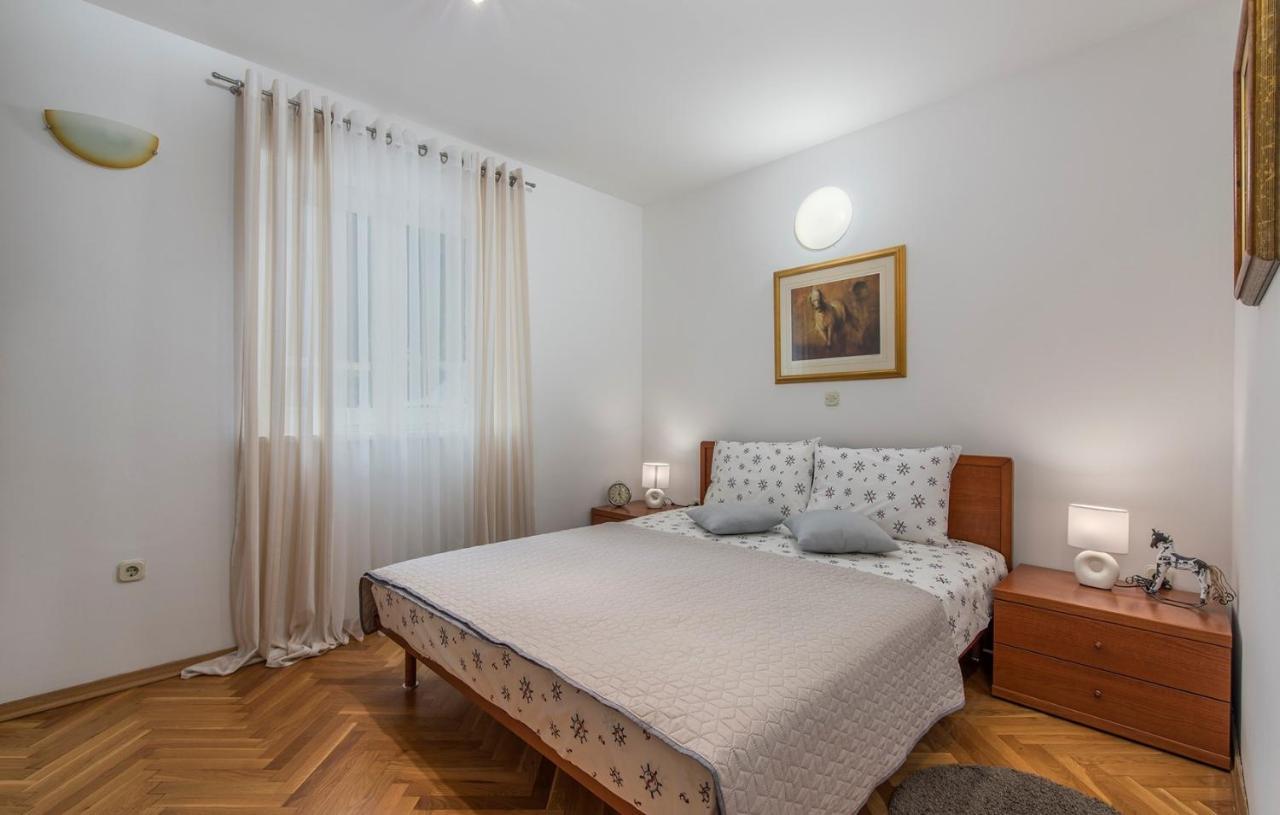 Apartment Amela Porec Esterno foto